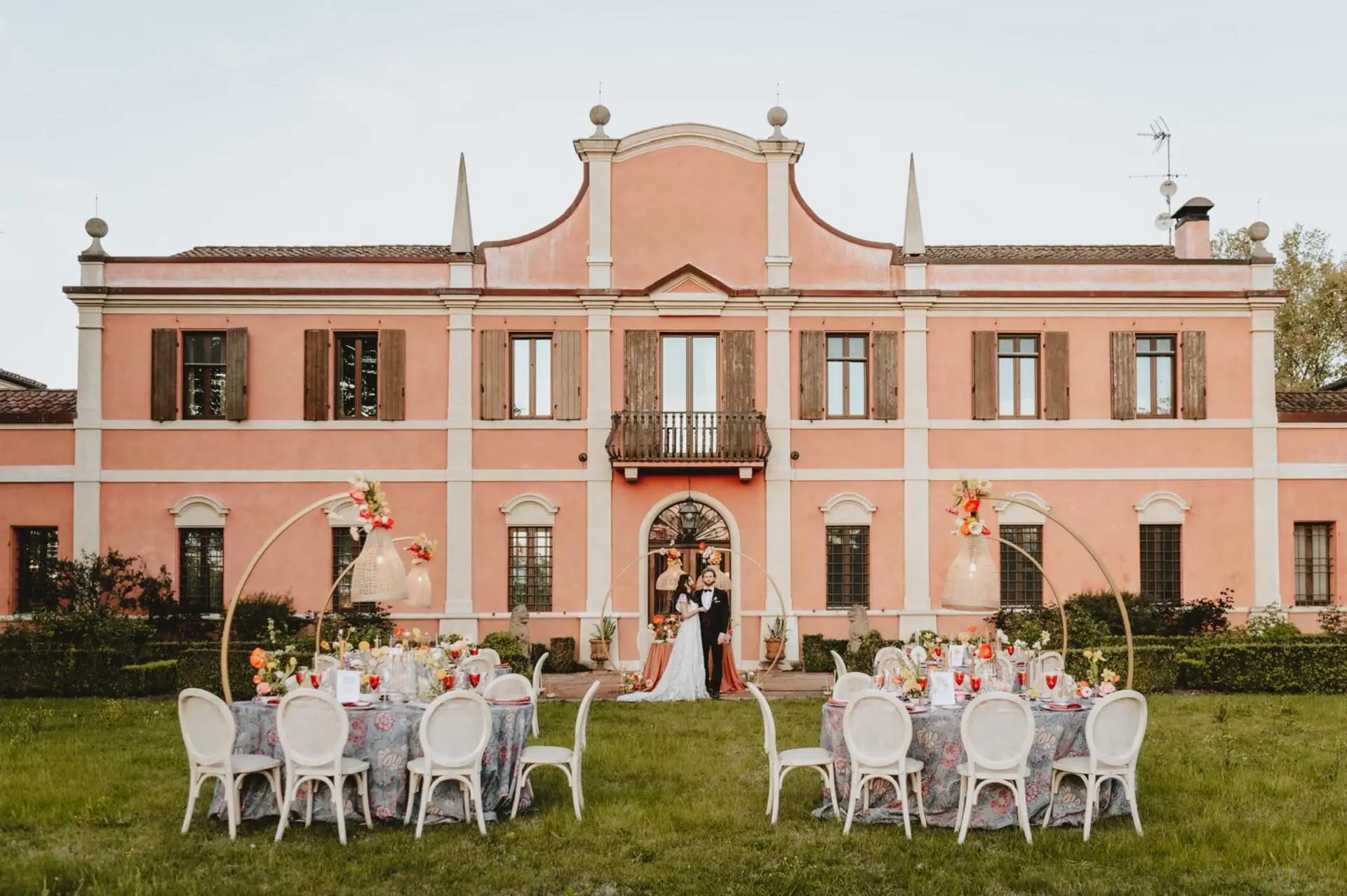 Facciata storica di Villa Contessa Massari, location per matrimoni ed eventi eleganti